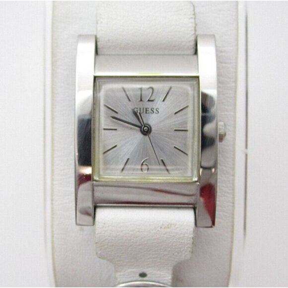 Women Guess Quartz WR Analog 24mm Dial Causal Tank Style Watch (G354) - Picture 1 of 10